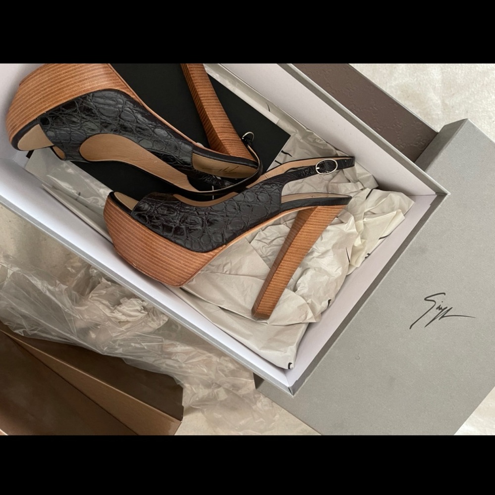 Giuseppe heels